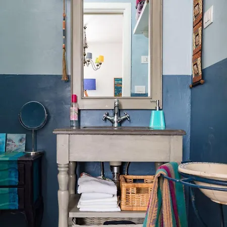 Dachgeschoss Mit Terrasse By Interhome Apartment Rome